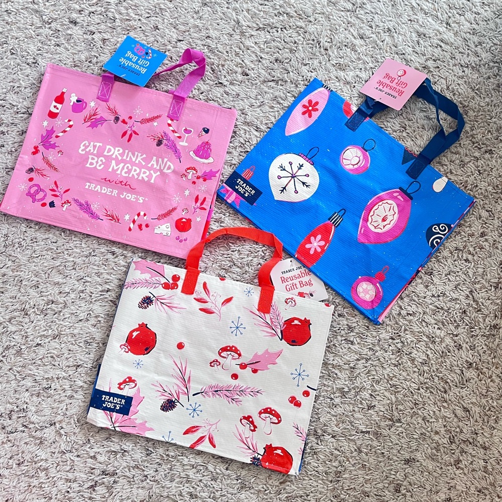 Set of 3 Trader Joes Holiday Reusable Gift Bags Tote Bag🎀